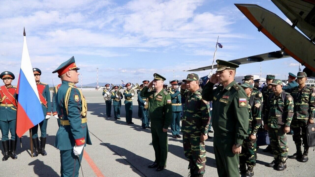 Военные РФ организовали День русской национальной кухни для коллег из Лаоса Военные РФ организовали День русской национальной кухни для коллег из Лаоса