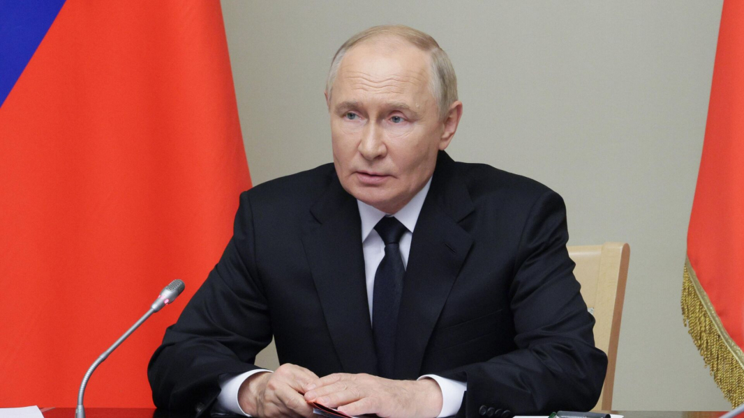 Путин: важно помогать "народному ОПК" запускать свои разработки в производство Путин: важно помогать "народному ОПК" запускать свои разработки в производство