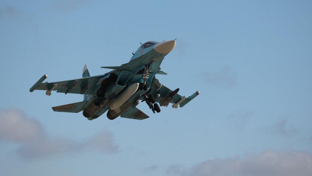 Су-34 ударил по скоплению военных ВСУ в приграничном районе Курской области Су-34 ударил по скоплению военных ВСУ в приграничном районе Курской области